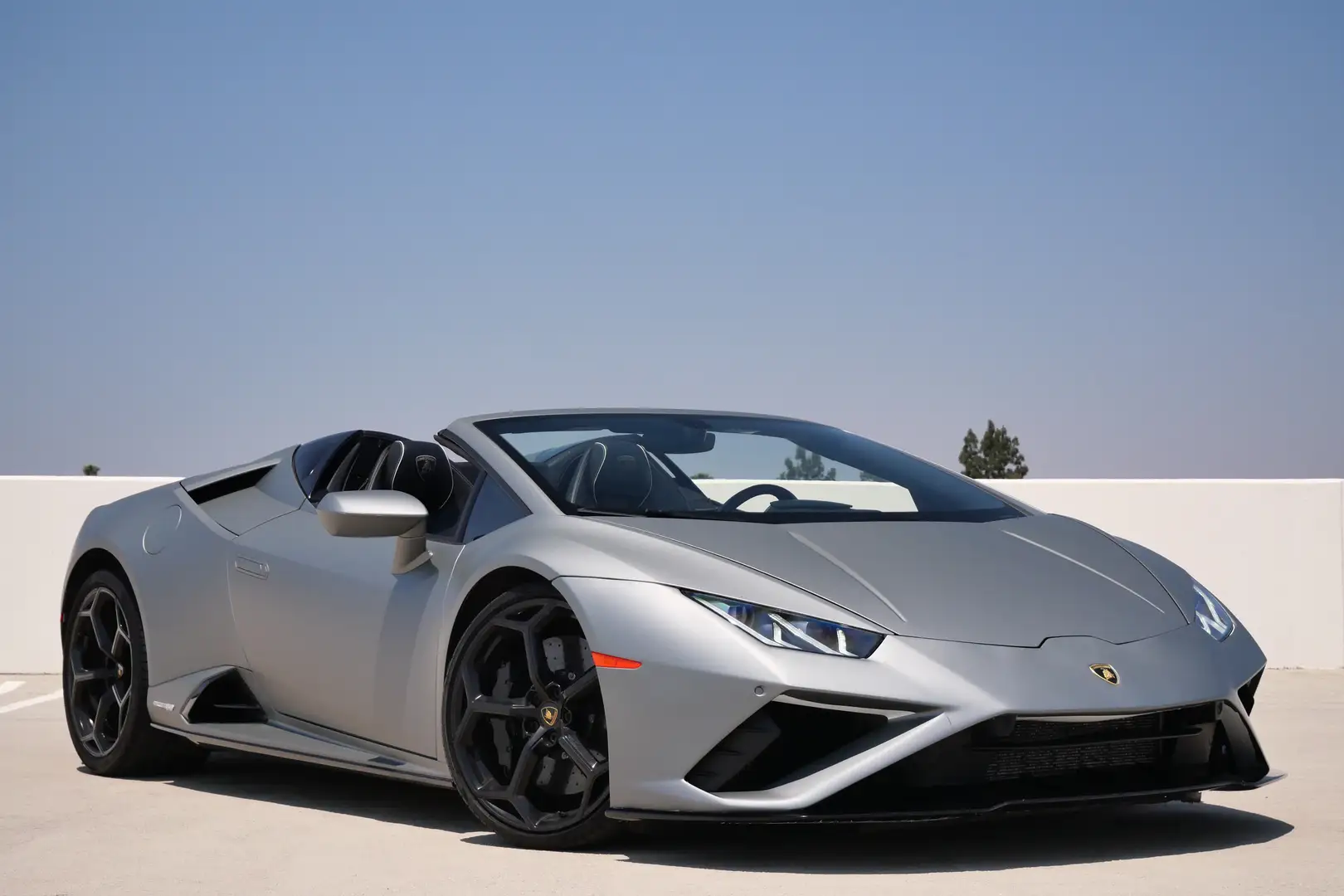 Rent Matte Grey Lamborghini Huracan EVO Spyder