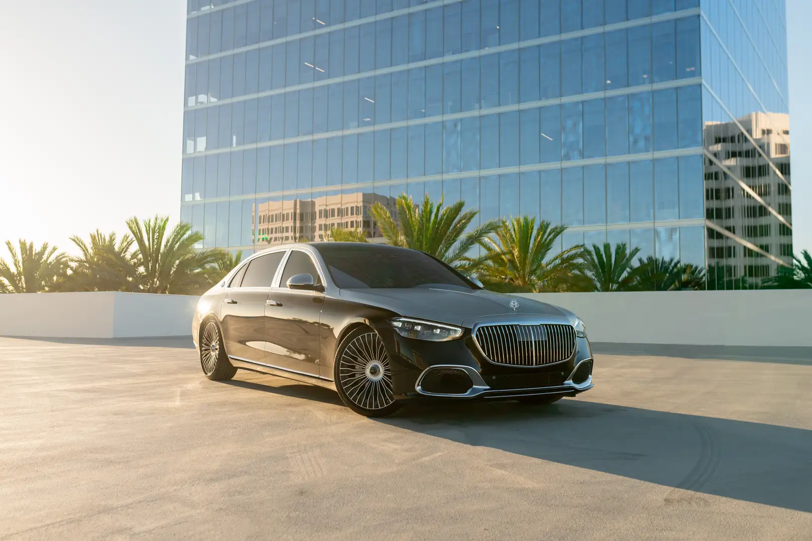 Rent Maybach S 580