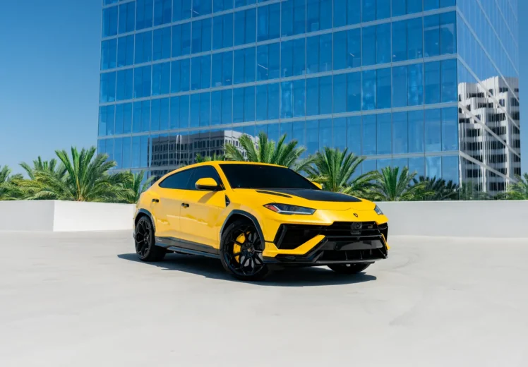 lamborghini urus rental la