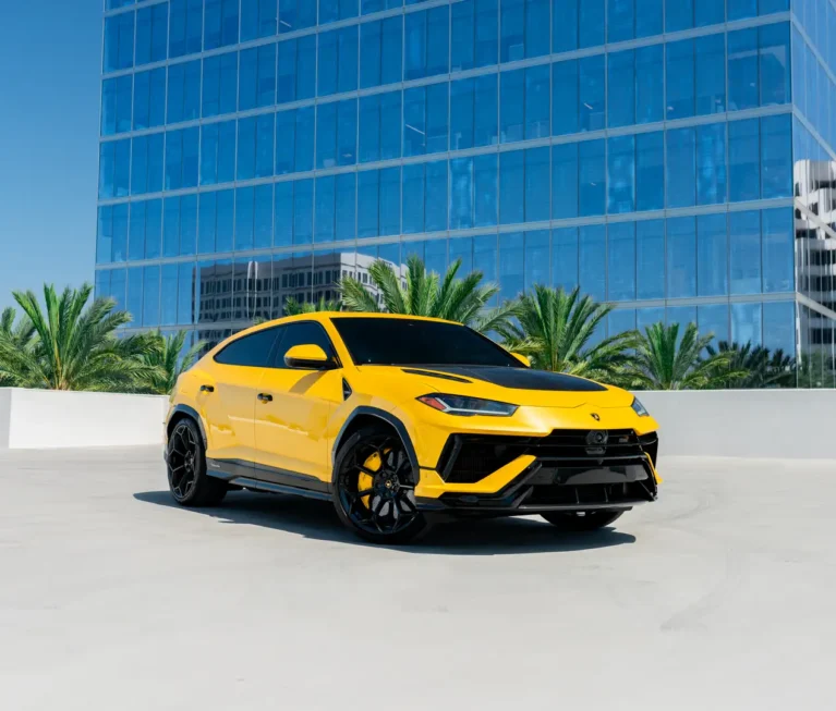 lamborghini urus rental la